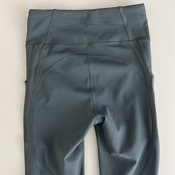 Lululemon Time To Sweat Crop *23" Melanite Size 2 - Picture 7 of 14